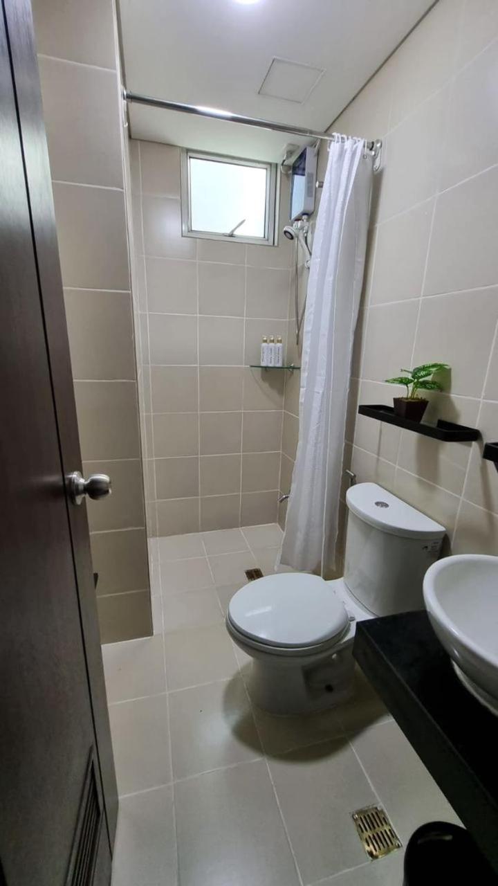 Cozy 1 Bedroom San Lorenzo Place Netflix 4km Naia * Manila